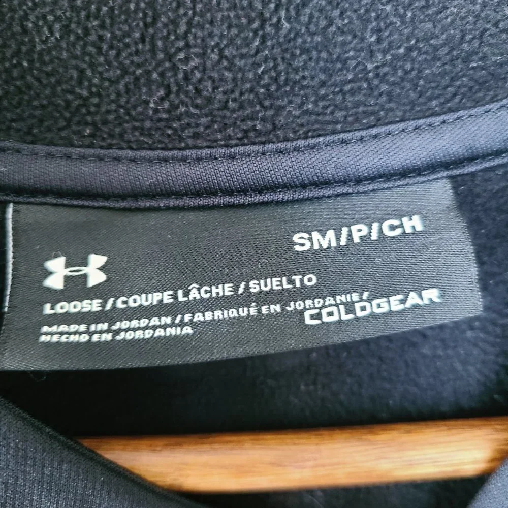 Under Armour ColdGear Black Loose Fit Pullover Hooded Sweatershirt Women's Small